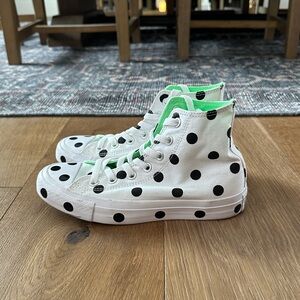 Converse women’s shoes size 6 polka dot